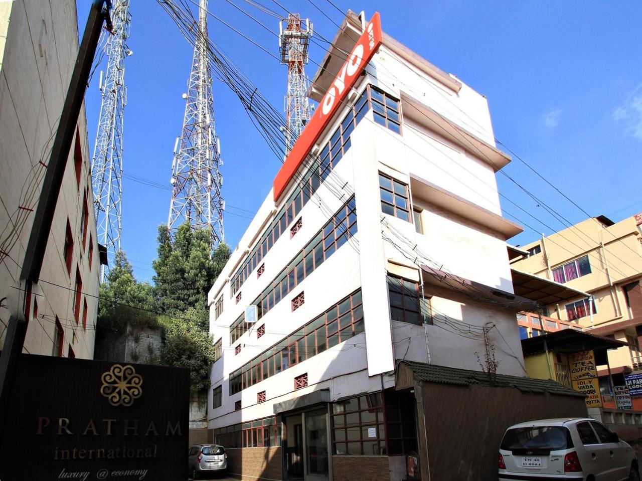 אוטי Hotel Pratham International מראה חיצוני תמונה