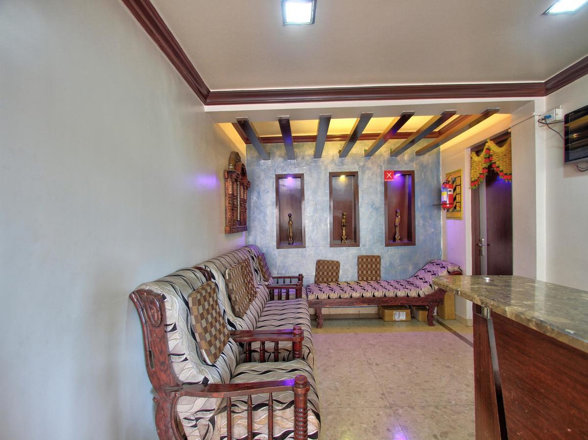 אוטי Hotel Pratham International מראה חיצוני תמונה